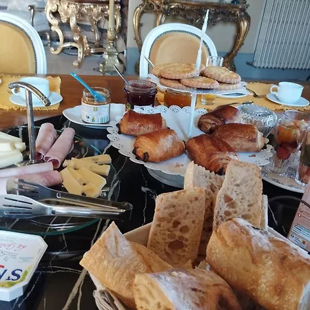 Le Palazzo Yes Couette-café Woel