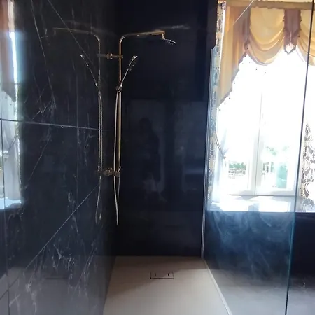 Le Palazzo Yes Couette-café 3*