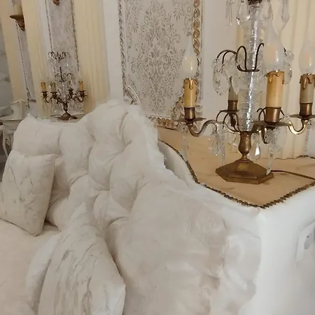 Le Palazzo Yes Bed & Breakfast *