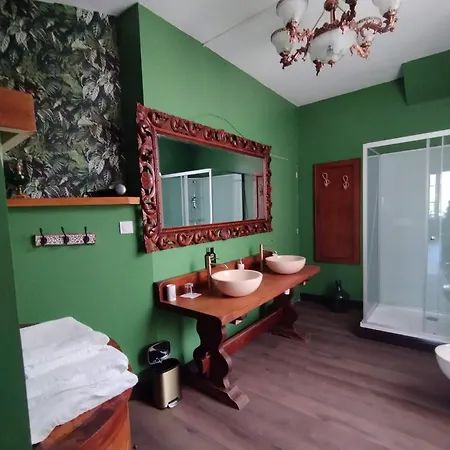Le Palazzo Yes Bed & Breakfast *